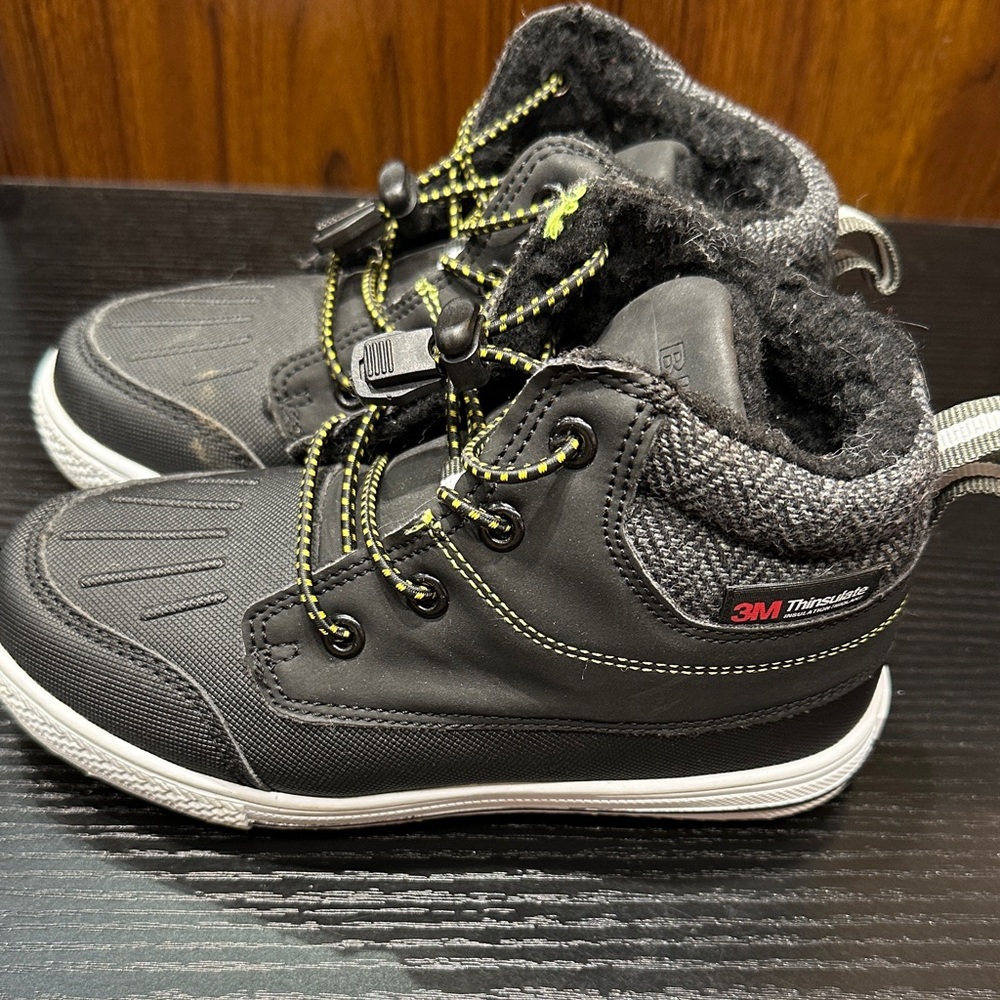 3M Thinsulate Kids Boots - Black and Gray